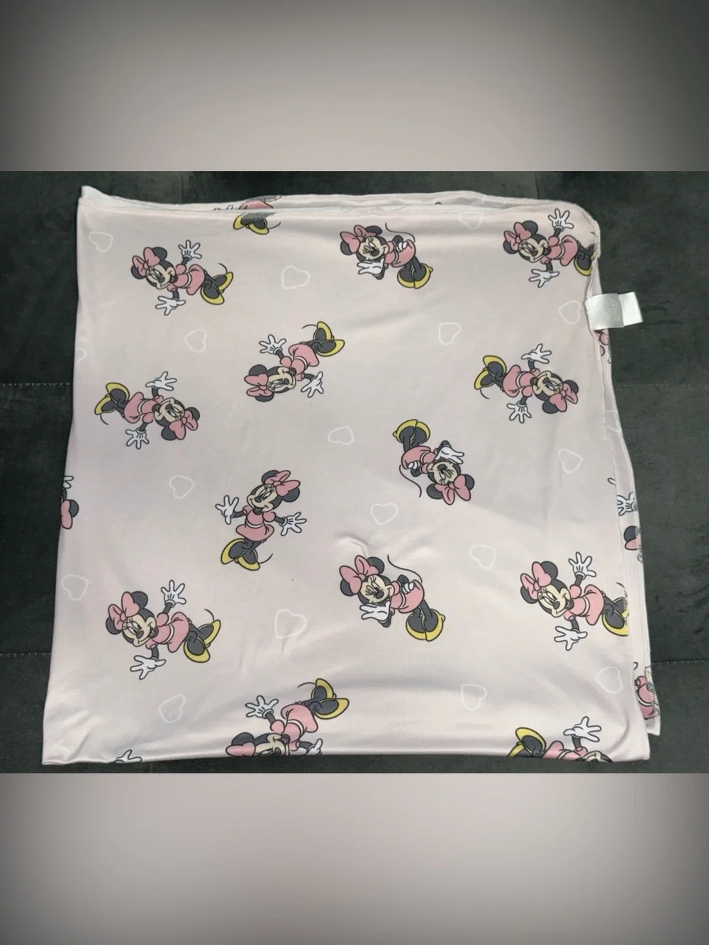 Disney Baby Minnie Mouse 40” x 37” Pink Stretchy Baby Blanket